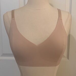 Victorias Secret Seamless Nude Bralette • Size XS
